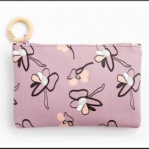 NWOT Ipsy Make Up Bag